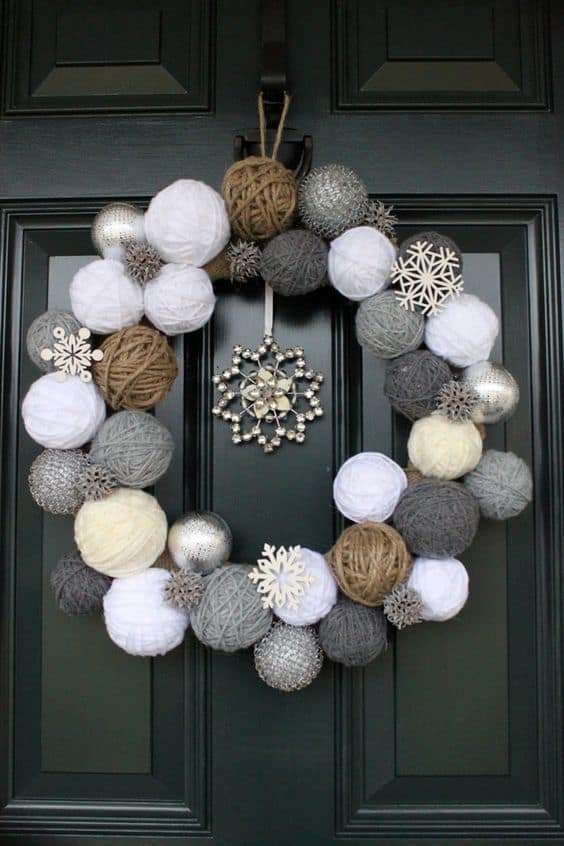 Cozy Yarn Snowflake Wreath