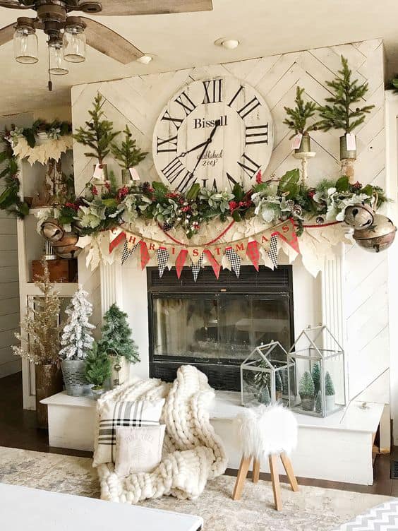 Timeless Vintage Christmas Mantel