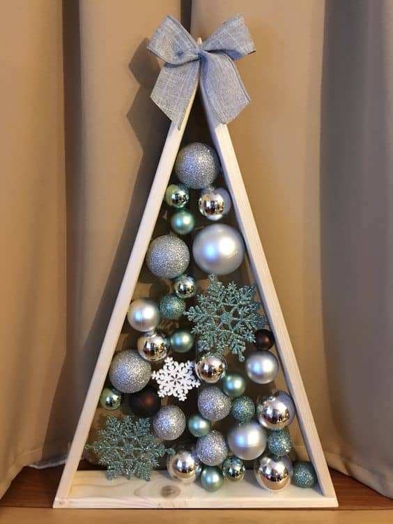 Elegant Ornament Display Tree