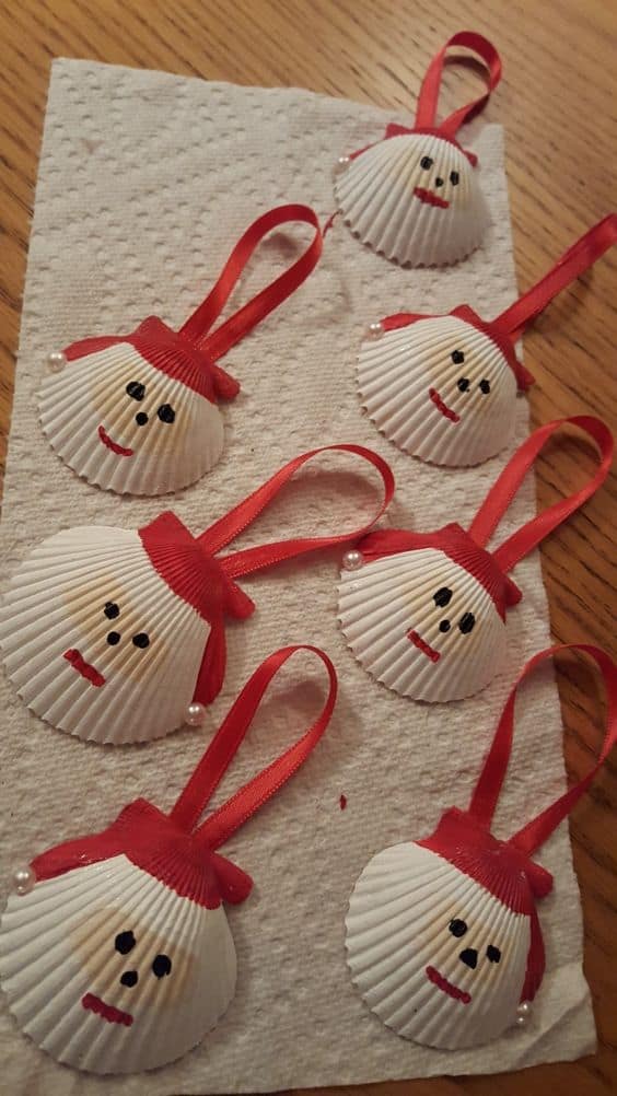 Adorable Santa Seashell Ornaments