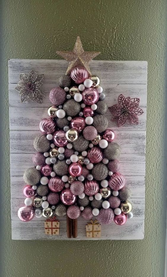 Elegant Bauble Christmas Tree