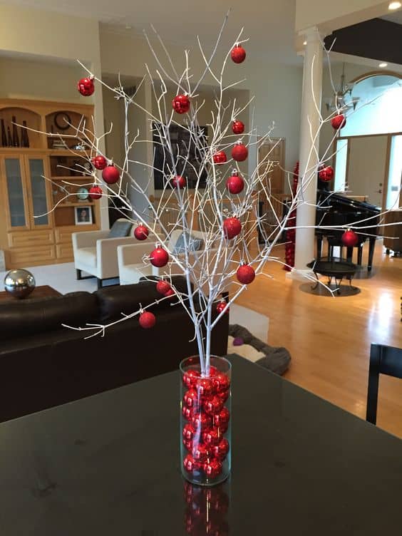 Minimalist Red Bauble Tree