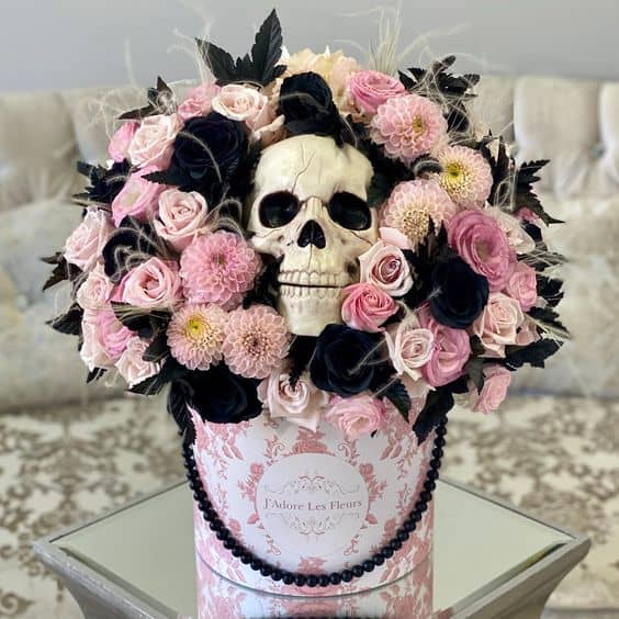 Gothic Skull Rose Bouquet