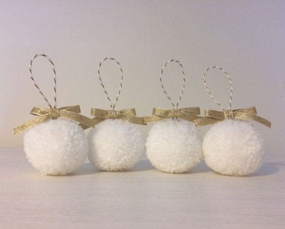 6 Simple Steps to Craft Your Own Cozy Pom-Pom Ornaments for the Holidays