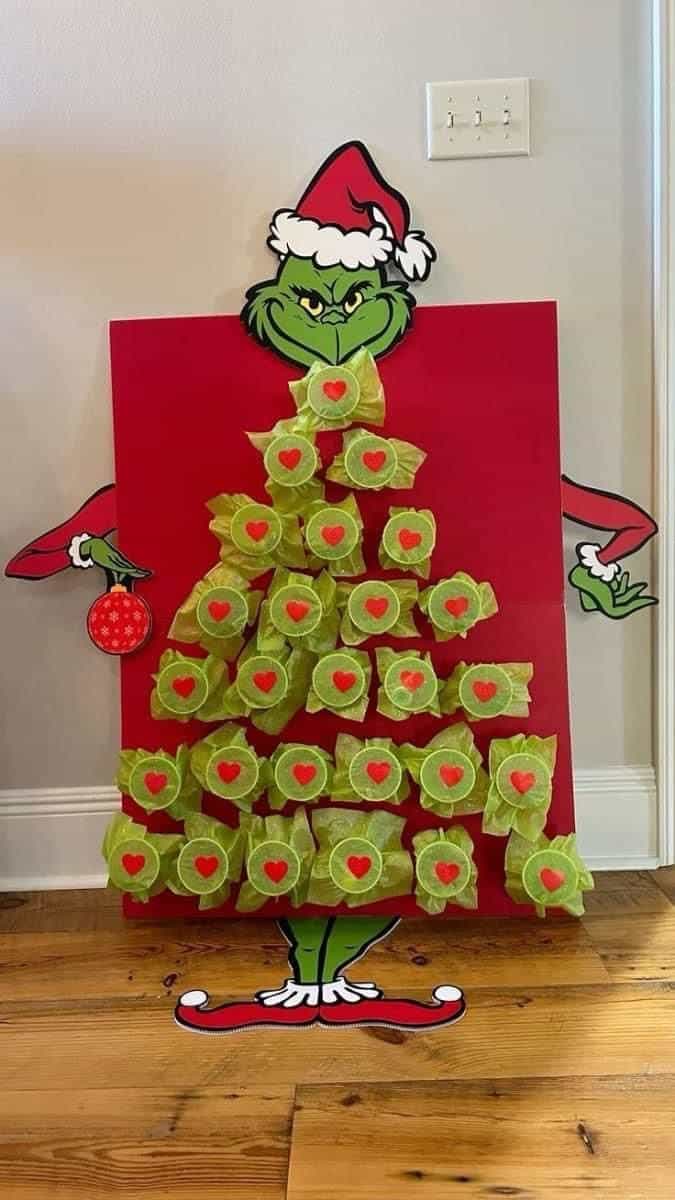 Grinch Gift Countdown Tree