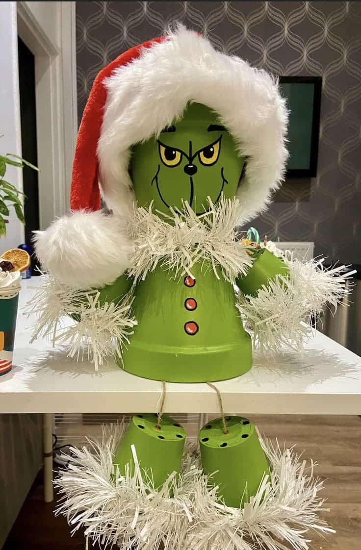 Grinch Terracotta Pot Buddy