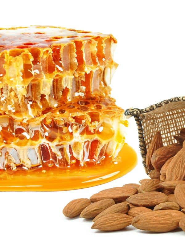 Did You Know That Just One Spoonful of Almonds and Honey Every Day Could Boost Your Health and Longevity?