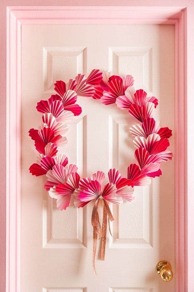 Elegant Fan-Paper Valentine Wreath Craft