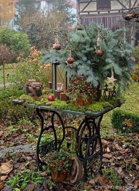 Enchanting Holiday Garden Sewing Table