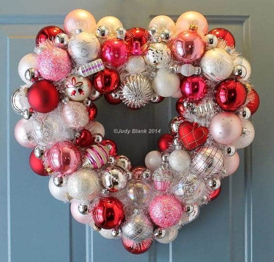 Glamorous Heart Ornament Valentines Wreath