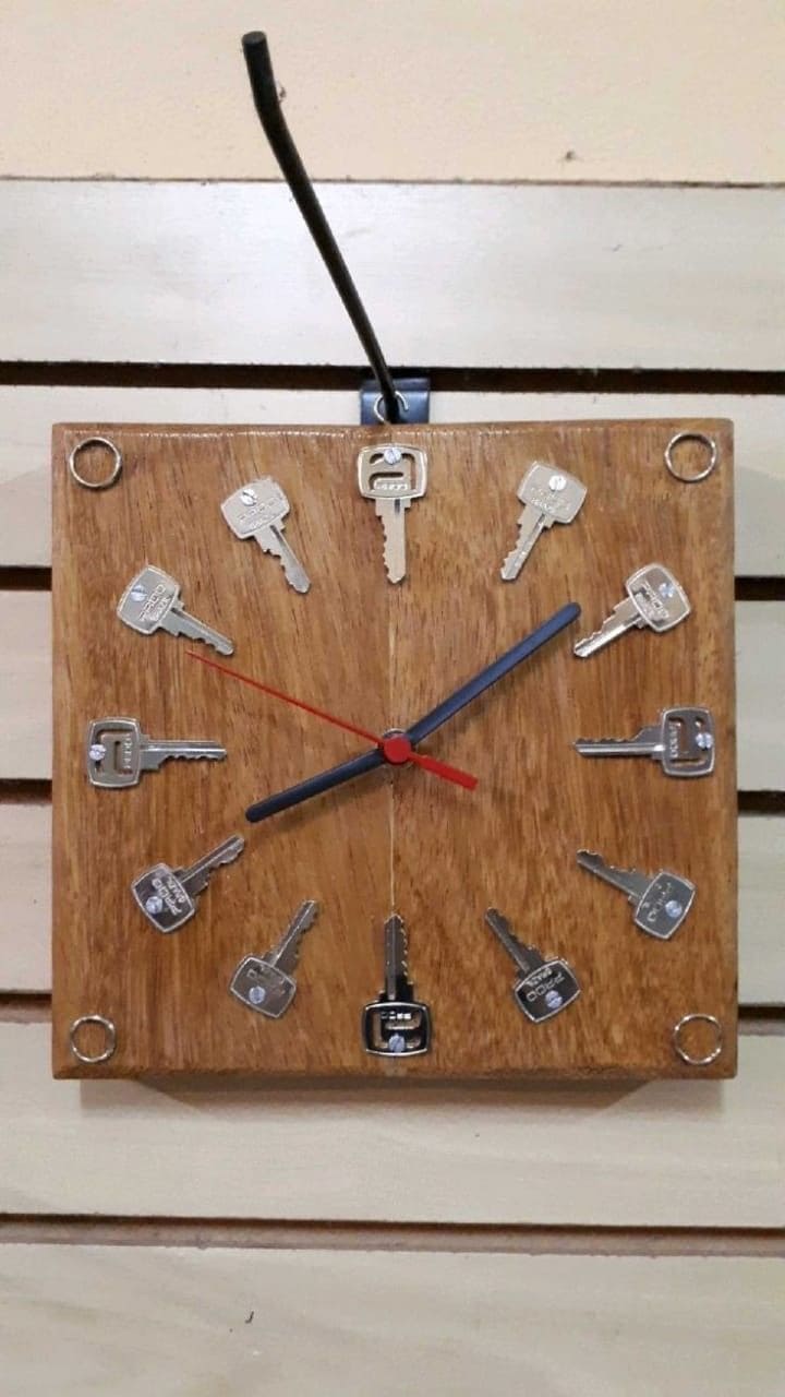 Vintage Key Clock