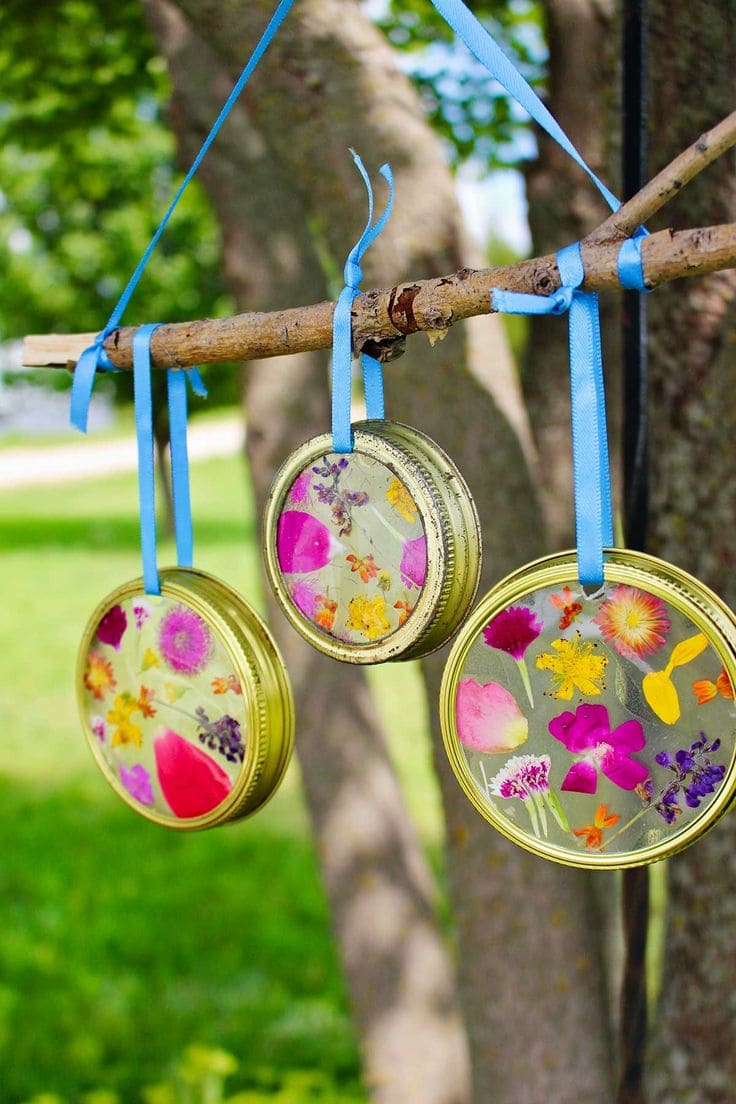 Glowing Mason Lid Flower Suncatchers