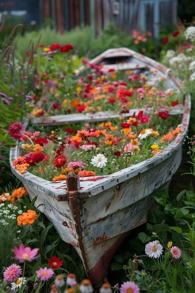 Whimsical Boat Bloom Garden Design