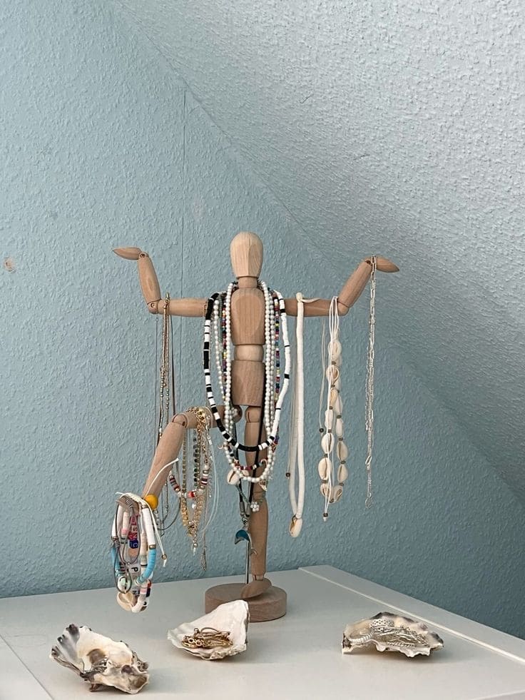 Artist Mannequin Jewelry Stand