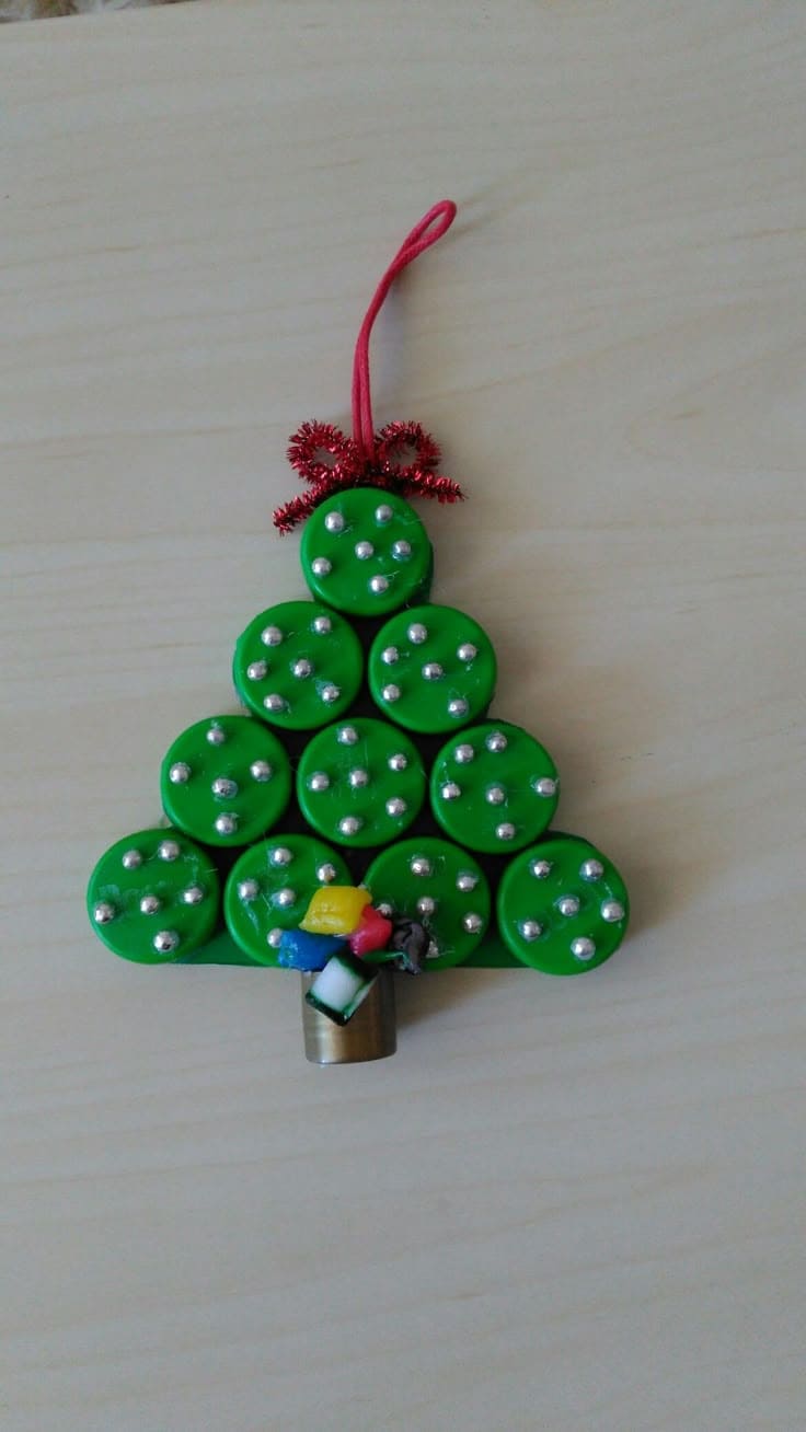 Bottle Cap Christmas Tree Ornament