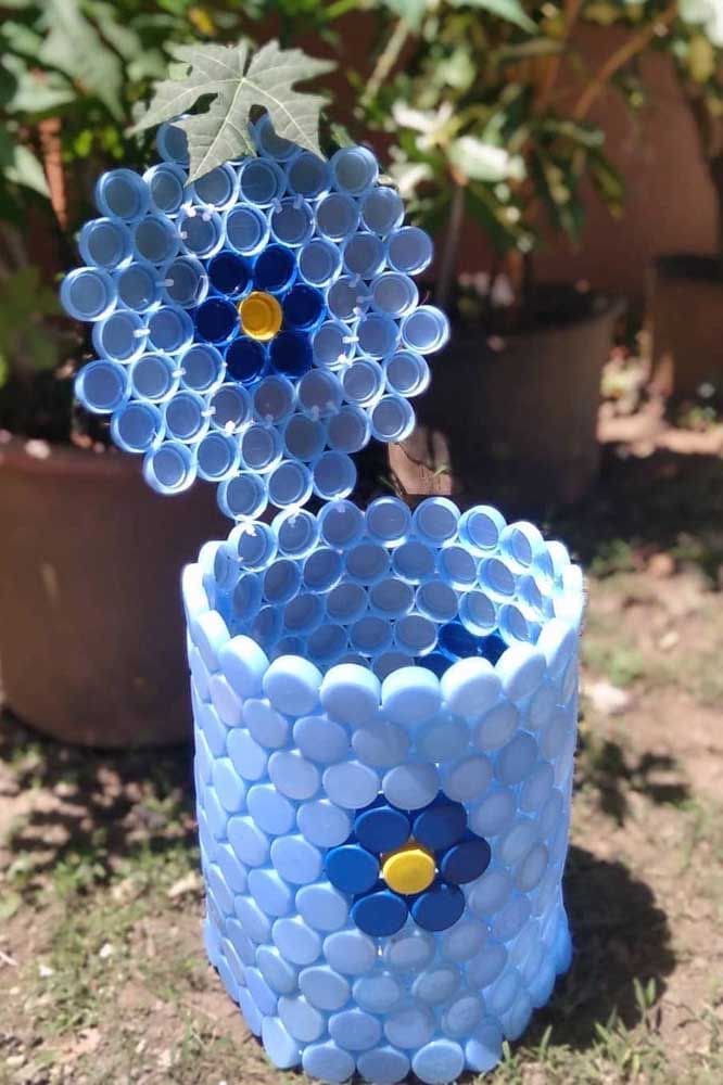 Bottle Cap Flower Bin