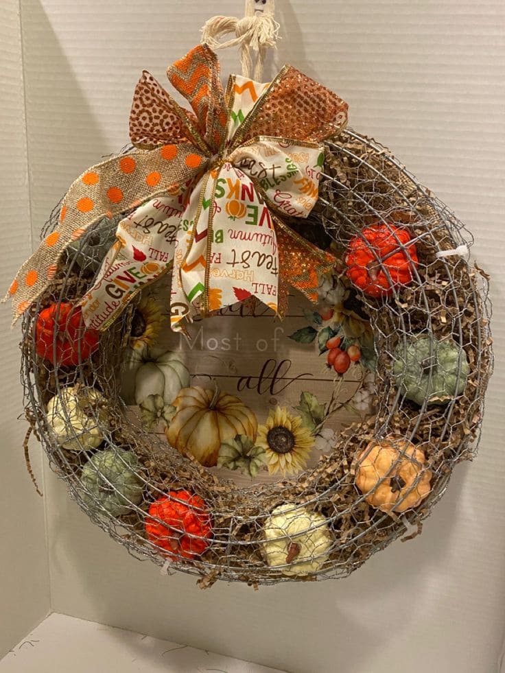22 Creative Chicken Wire Projects to Transform Your Home and Garden