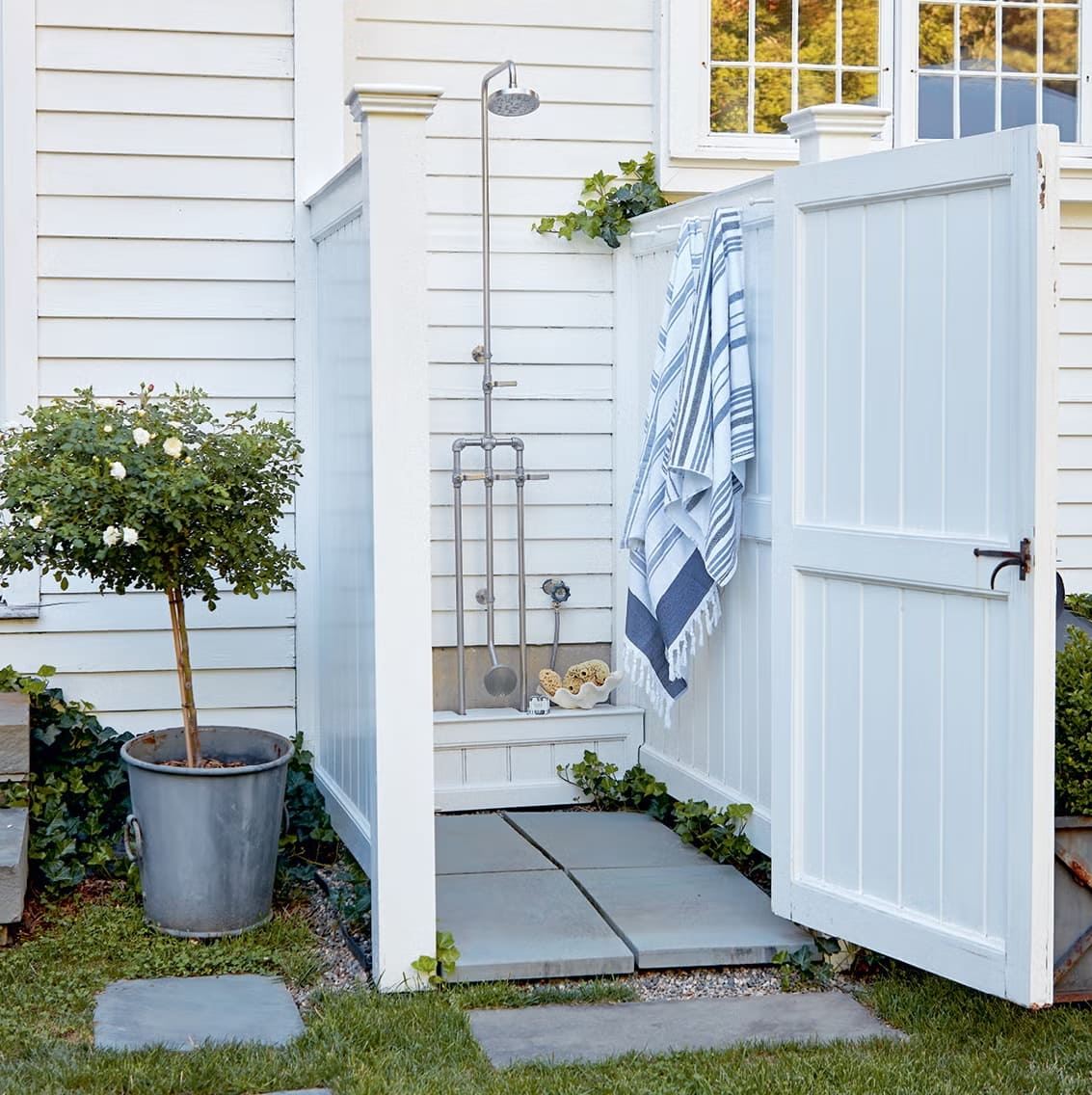 Crisp Cottage-Style Outdoor Shower
