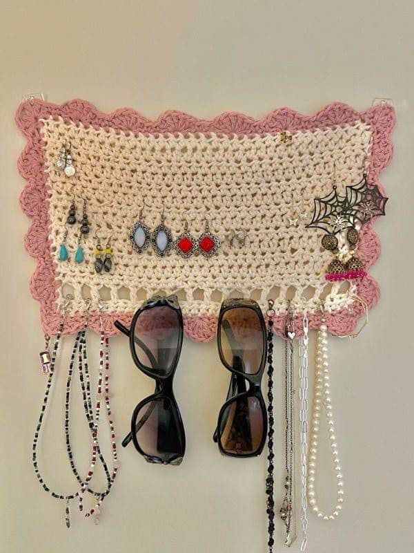 Crochet Jewelry and Sunglasses Holder