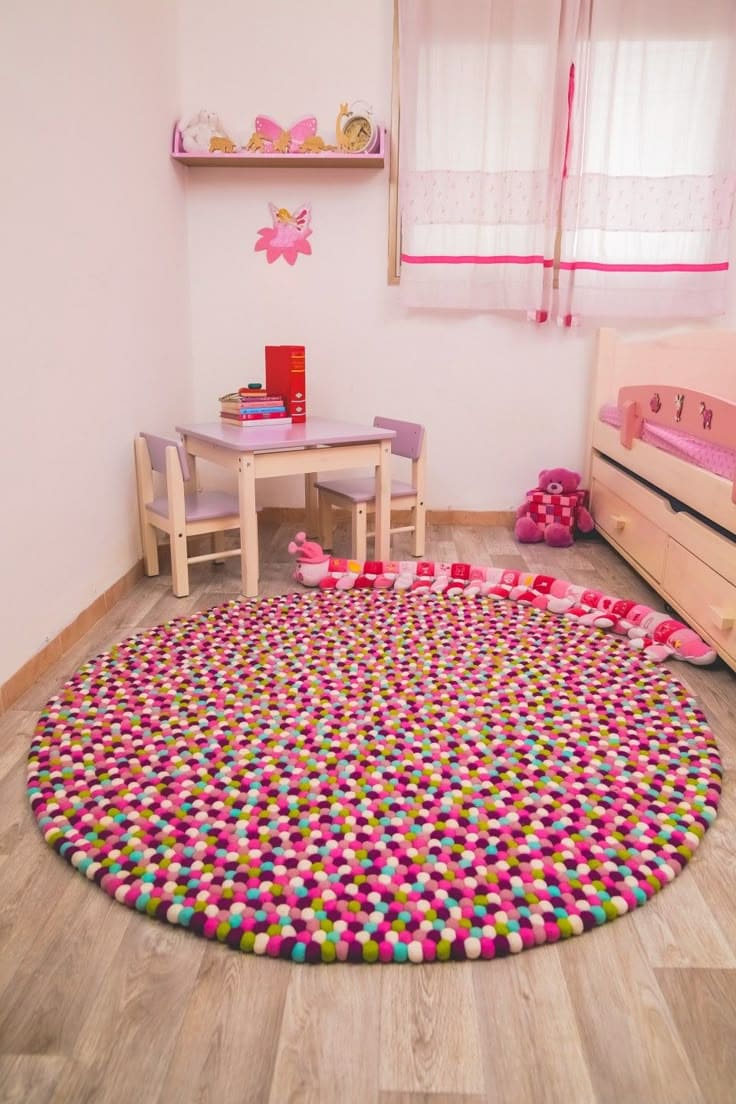 DIY Felt Ball Rug