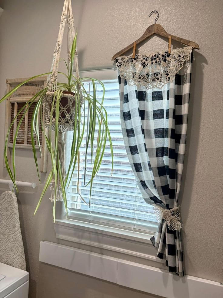 DIY Gingham Curtain on a Hanger
