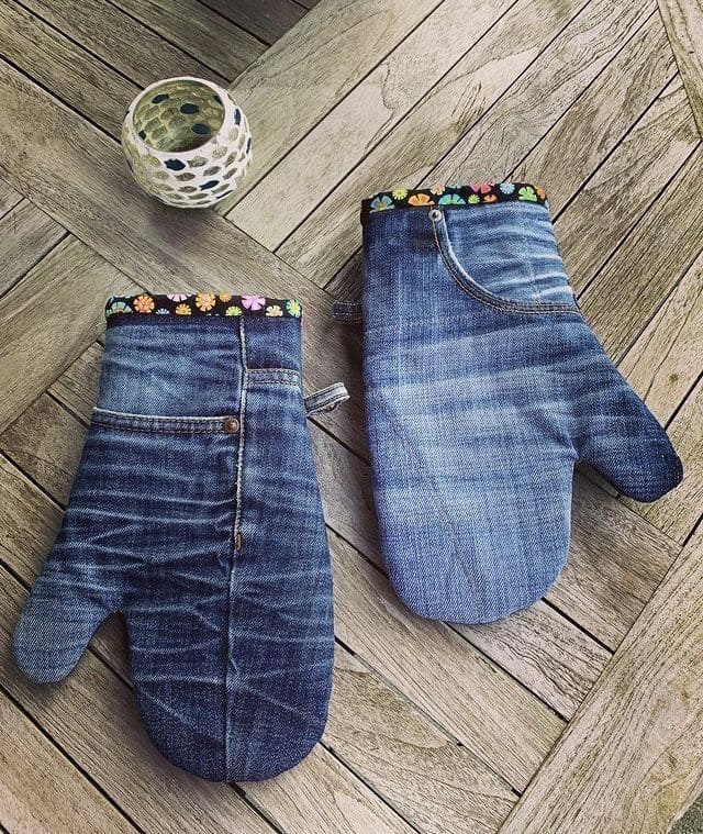 DIY Upcycled Denim Oven Mitts