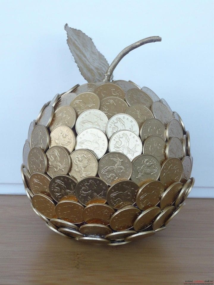 Golden Coin Apple