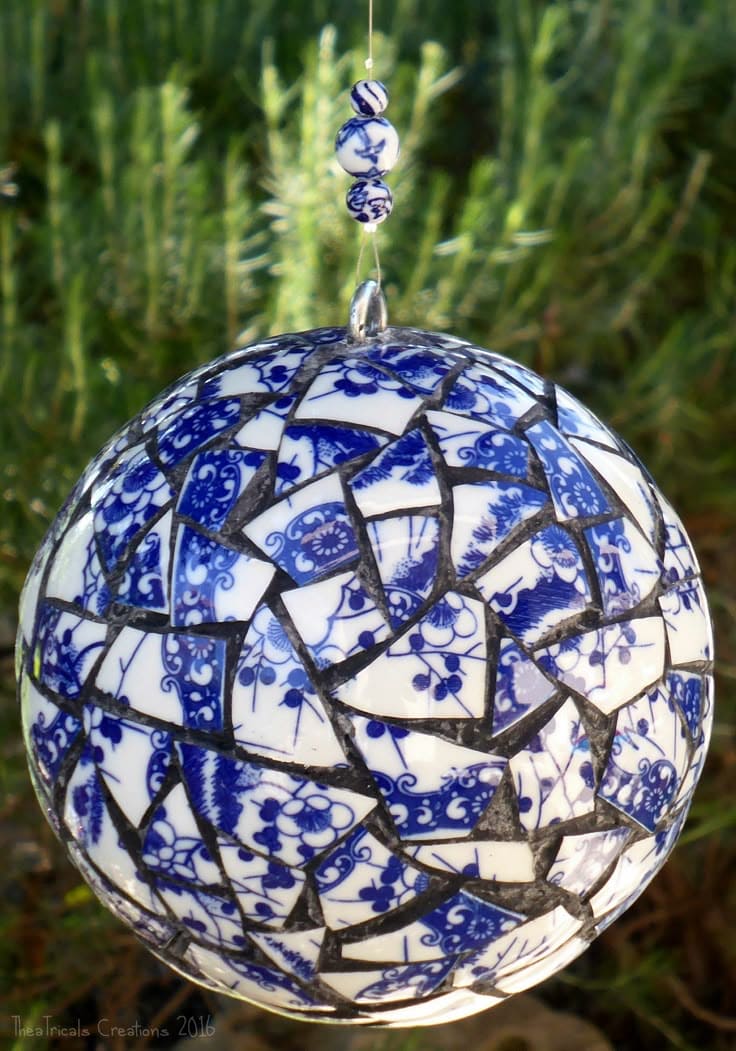 Hanging Mosaic Garden Orb