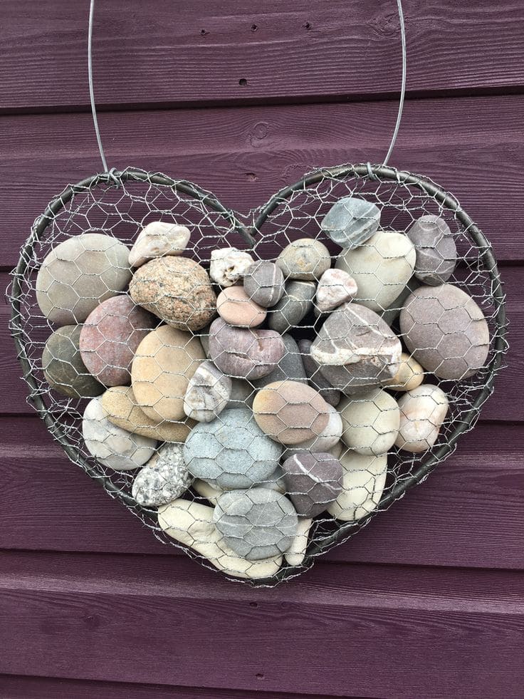 Heart-shaped Wall Hanging