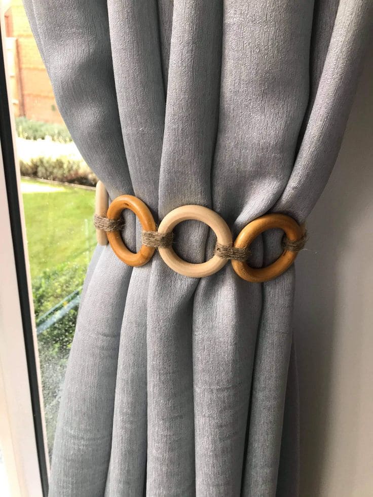Linked Wooden Rings Curtain Tieback