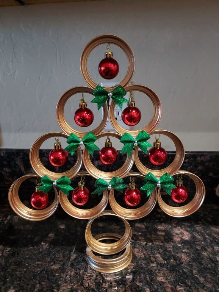 Mason Jar Ring Christmas Tree