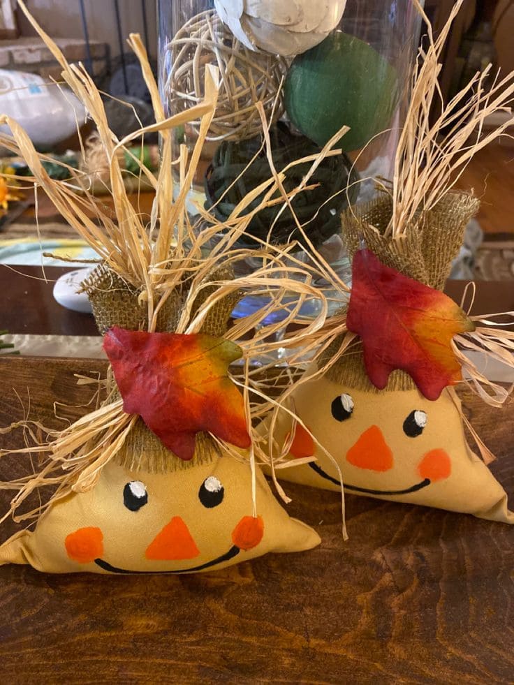 Mini Fabric Scarecrow Heads