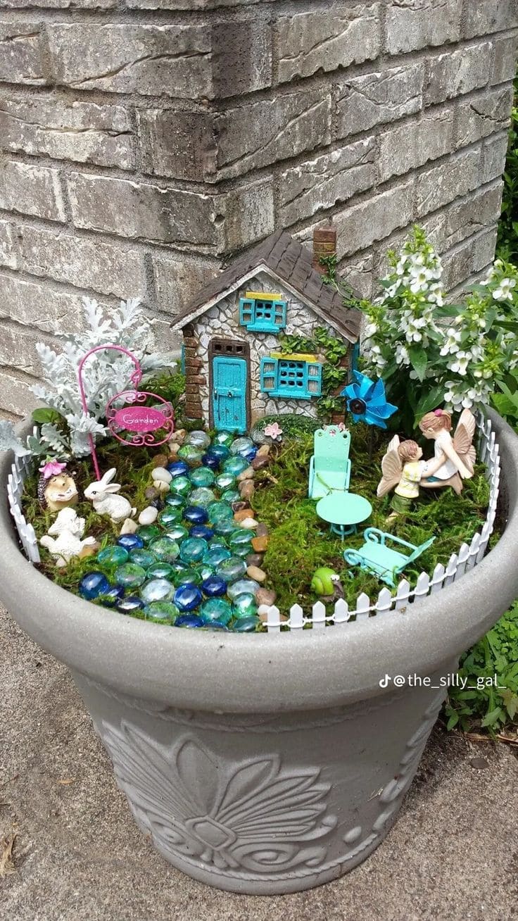 Mini Garden Cottage in a Pot