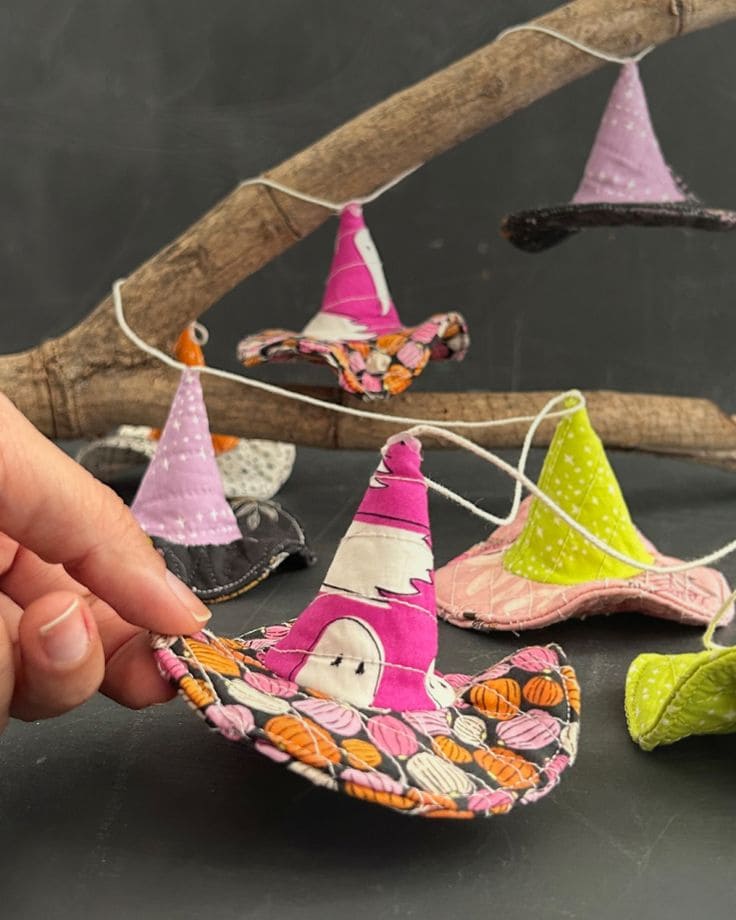 Mini Witch Hat Garland