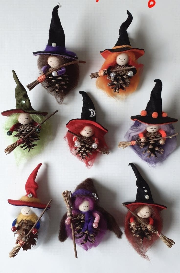 Pinecone Pocket Witches