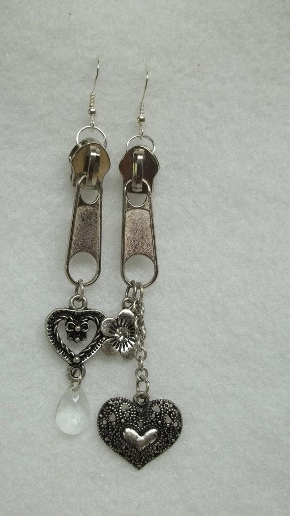 Romantic DIY Earrings Using Zipper Pulls