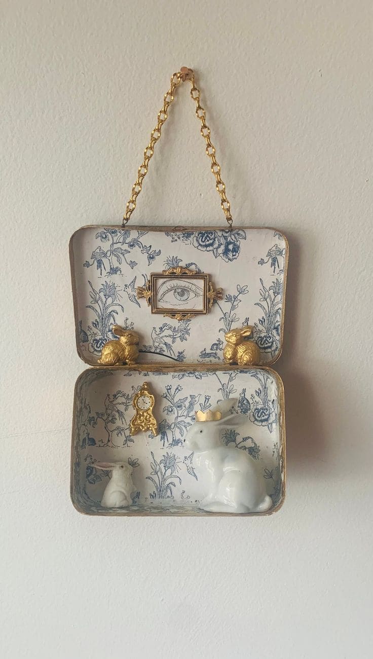 Royal Rabbit Diorama in a Hanging Altoids Tin