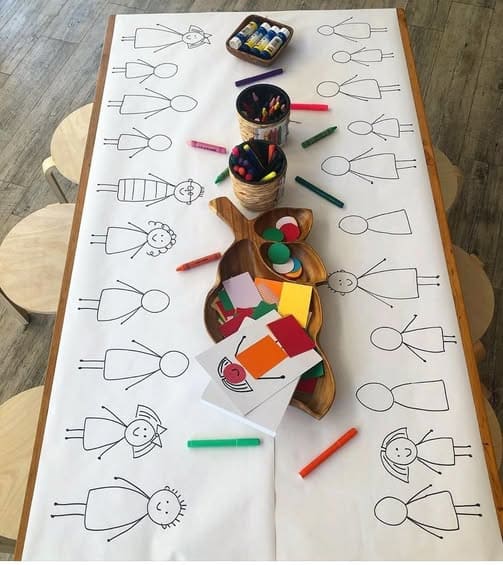 Stick Figure Paper Doll Dress-Up Table