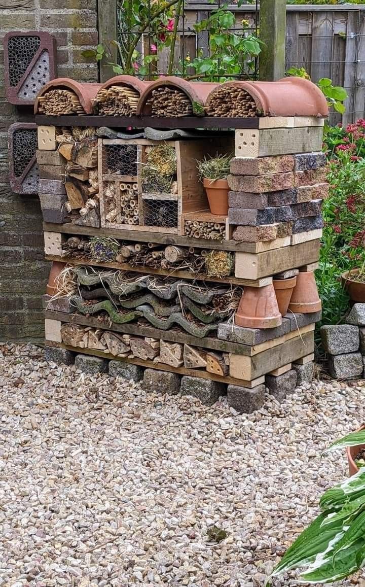 Terracotta-Pot Insect Hotel