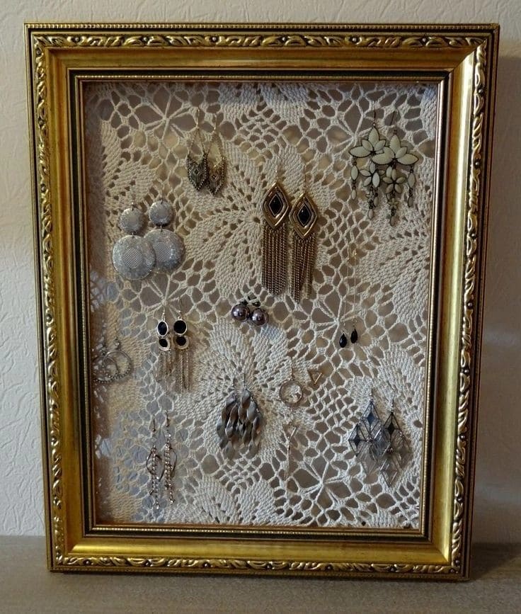 Vintage Lace Earring Holder