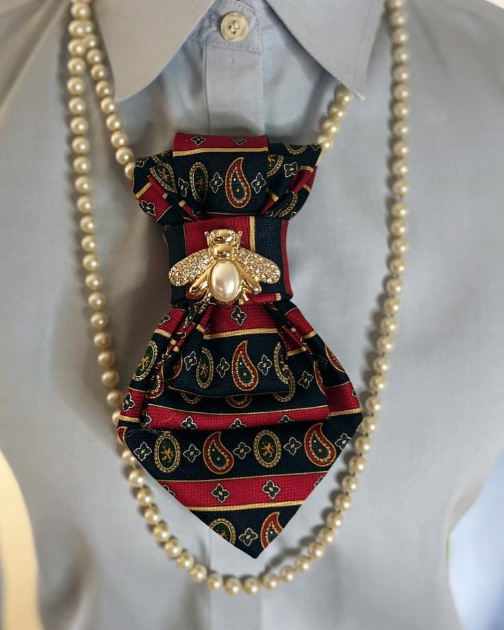 Vintage Necktie Brooch Cravat