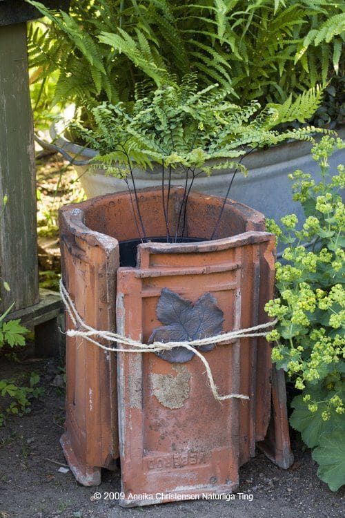 Vintage Tile Plant Guard