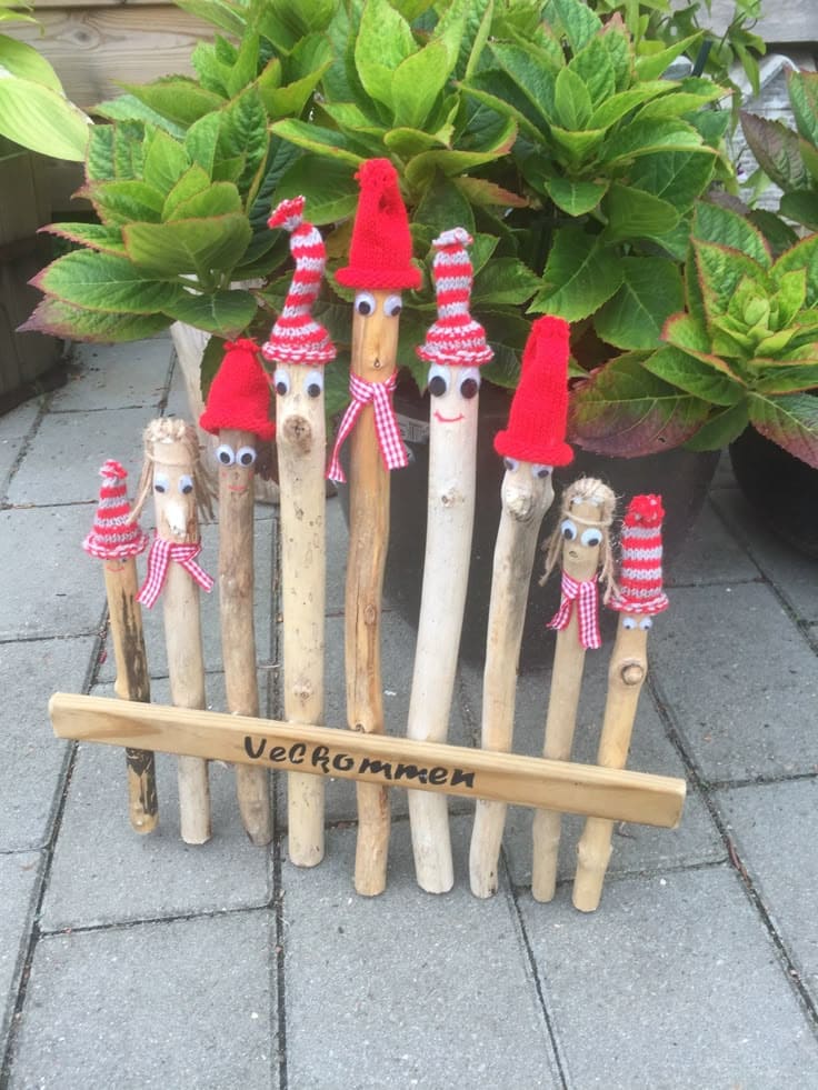 Whimsical Stick Family Welcome Sign
