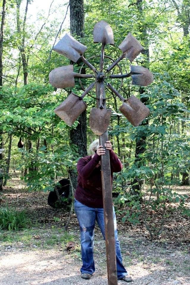 Whirling Shovel Windmill