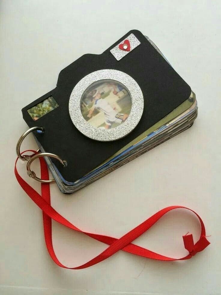 Camera-Shaped Mini Scrapbook