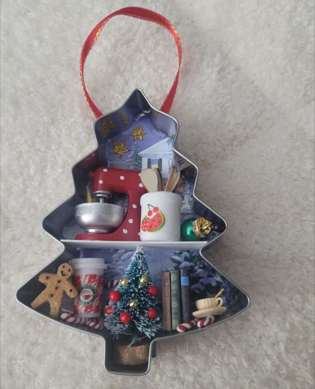 Christmas Tree Baking Scene Ornament