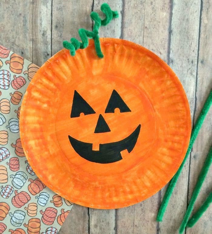 Classic Paper Plate Pumpkin Face