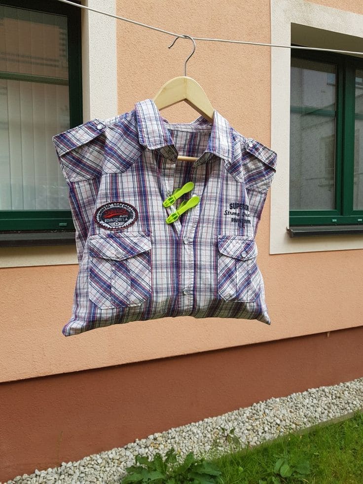 Clothespin Hanger Bag from an Old Shirt
