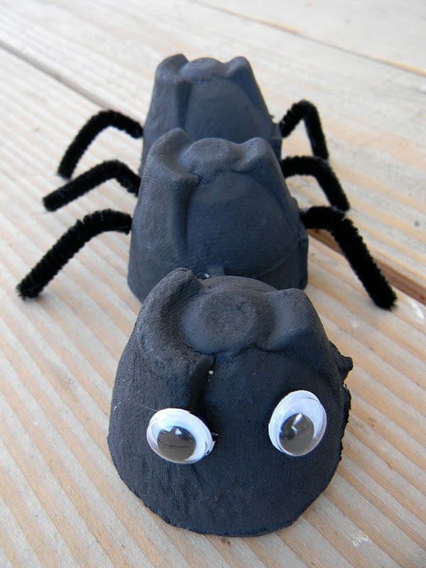 Creepy-Cute Egg Carton Spider or Ant