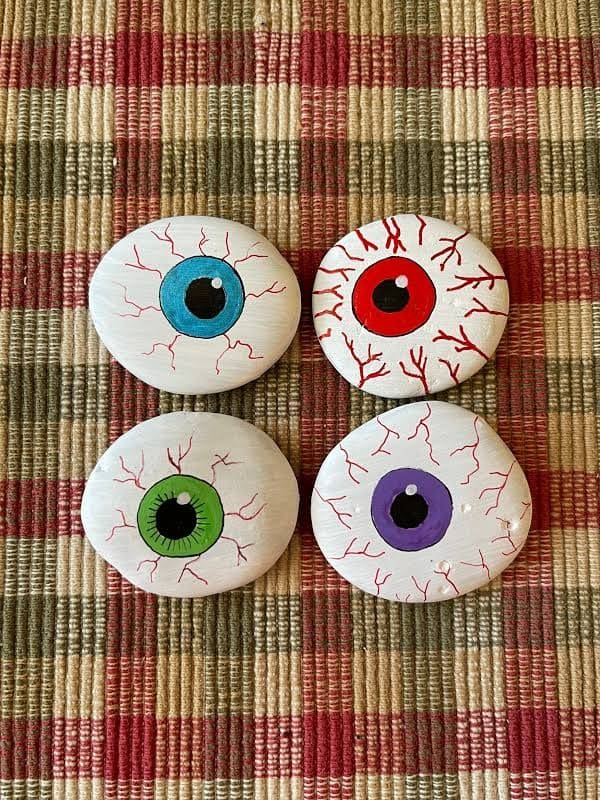 Creepy Eyeball Rock Set